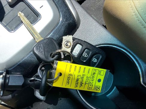 Used 2012 Hyundai Elantra GLS w/ Preferred Pkg 3 FWD image 8