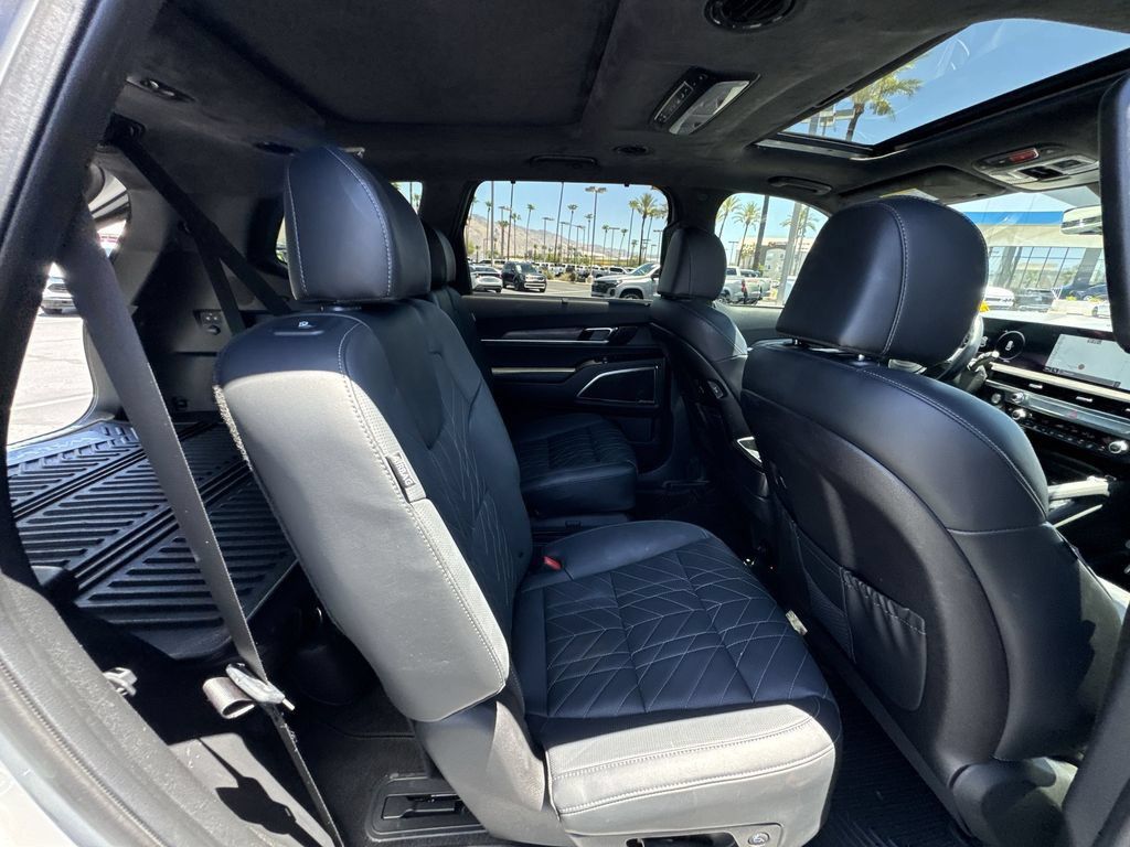 Used 2025 Kia Telluride SX Prestige X-Pro AWD/4WD image 28