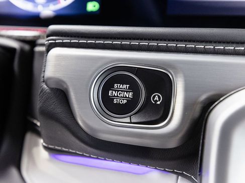 Used 2021 Mercedes-Benz G 550 image 16