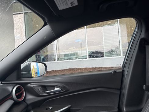 Used 2024 Chevrolet Trax RS w/ Driver Confidence Package image 26