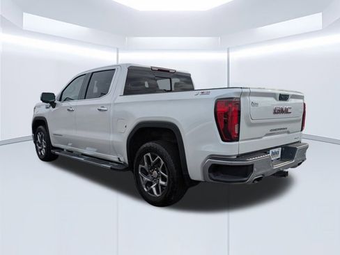 Used 2025 GMC Sierra 1500 SLT w/ SLT Premium Plus Package image 5