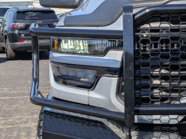 Used 2026 RAM 2500 Big Horn AWD/4WD image 10