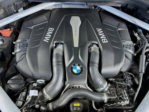 Used 2019 BMW X7 xDrive50i w/ M Sport Package image 42