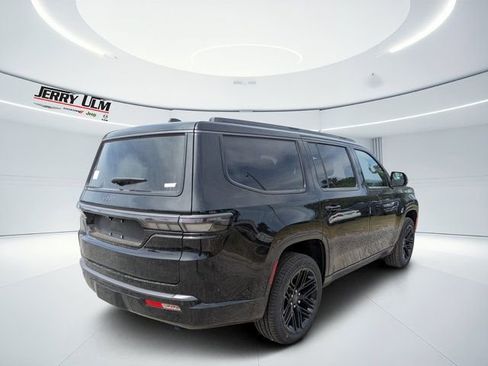 New 2026 Jeep Grand Wagoneer Limited image 3