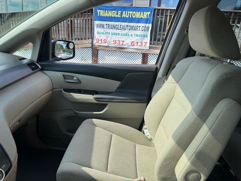 Used 2013 Honda Odyssey EX image 12