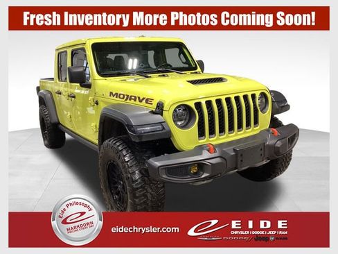 Used 2023 Jeep Gladiator Mojave w/ Cold Weather Group image 1