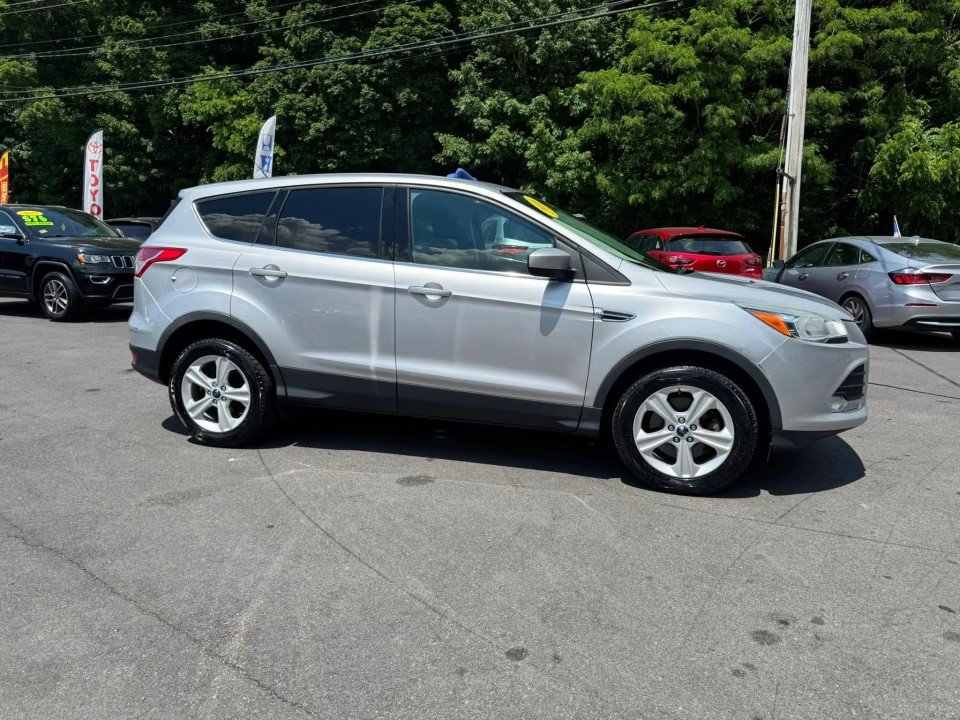 Used 2016 Ford Escape SE AWD/4WD image 6