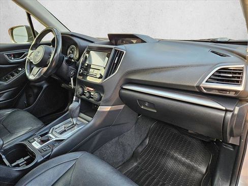 Used 2019 Subaru Forester Premium w/ All-Weather Package image 22