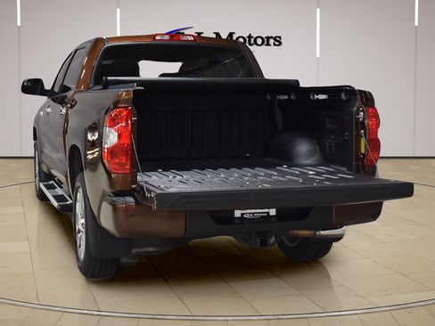 Used 2016 Toyota Tundra Limited w/ Limited Premium Package AWD/4WD image 10