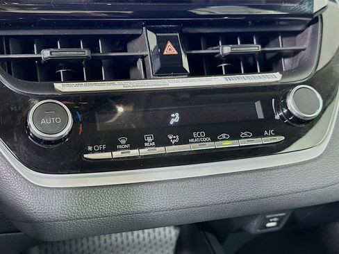 Used 2024 Toyota Corolla LE image 24