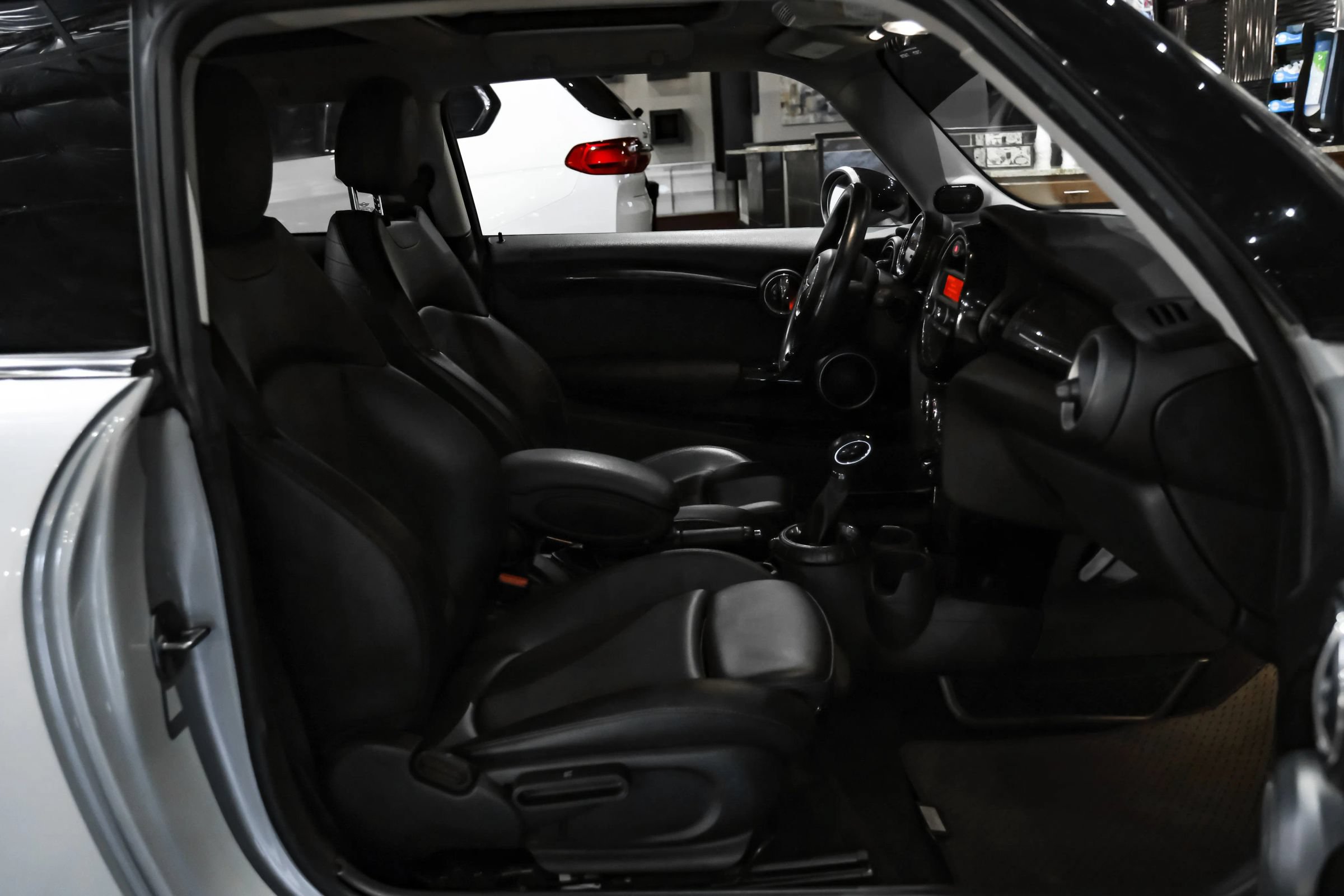 Used 2015 MINI Cooper S FWD image 26