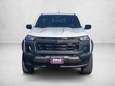 Used 2023 Chevrolet Colorado Trail Boss w/ Advanced Trailering Package AWD/4WD image 2