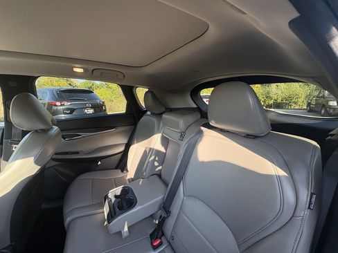 Certified 2024 INFINITI QX50 Luxe image 20