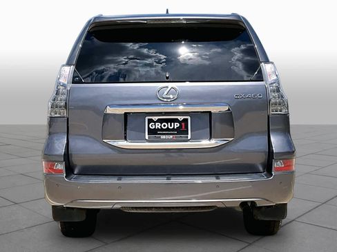 Used 2017 Lexus GX 460 Premium w/ Premium Package AWD/4WD image 5