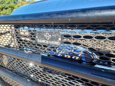 Used 2011 Ford F250 Lariat w/ Lariat Ultimate Pkg image 3