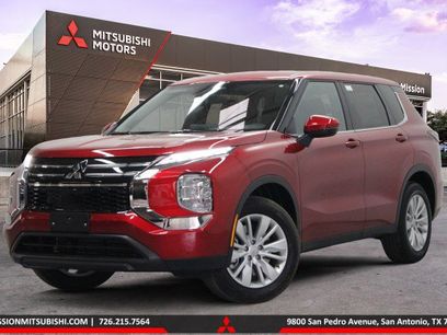 New 2026 Mitsubishi Outlander ES