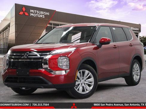 New 2026 Mitsubishi Outlander ES FWD image 1