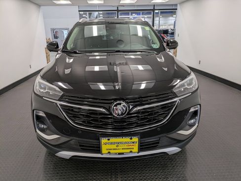 Used 2022 Buick Encore GX Essence w/ Advanced Technology Package image 2