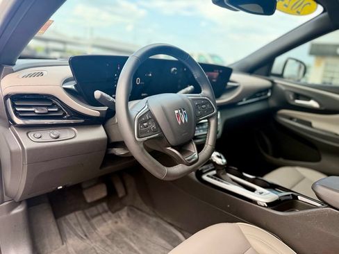 Used 2024 Buick Envista Avenir FWD image 8