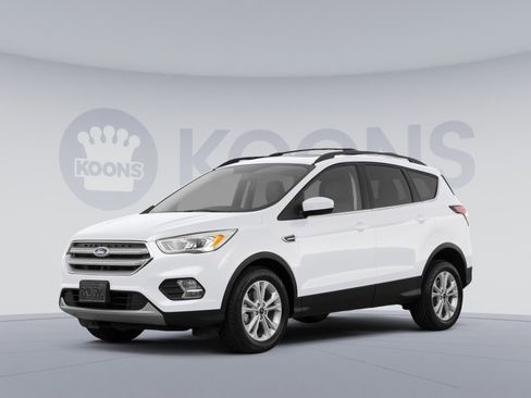 Used 2019 Ford Escape Titanium AWD/4WD image 1