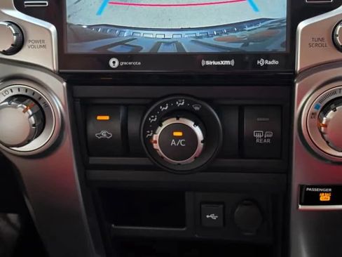 Used 2021 Toyota 4Runner SR5 Premium w/ Moonroof Package AWD/4WD image 9