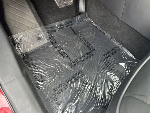 Certified 2023 Toyota RAV4 XLE w/ Convenience Package image 17