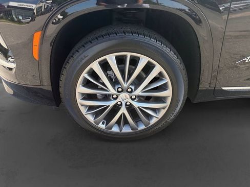 New 2026 Buick Enclave Avenir w/ Super Cruise Package FWD image 9