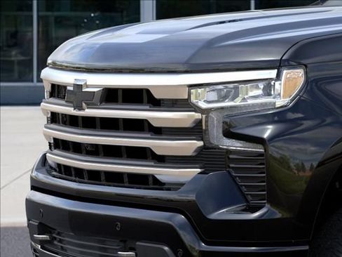 New 2026 Chevrolet Silverado 1500 High Country AWD/4WD image 13