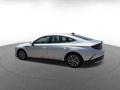 Used 2026 Hyundai Sonata Blue FWD image 10