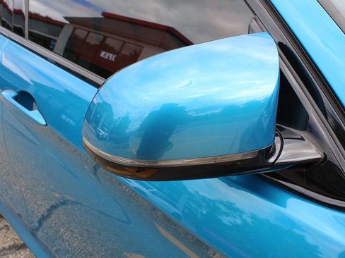 Used 2018 BMW X6 M image 37