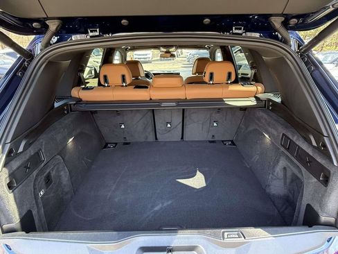 Used 2025 BMW X5 M60i image 12