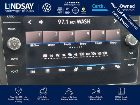 Certified 2022 Volkswagen Tiguan SE image 17