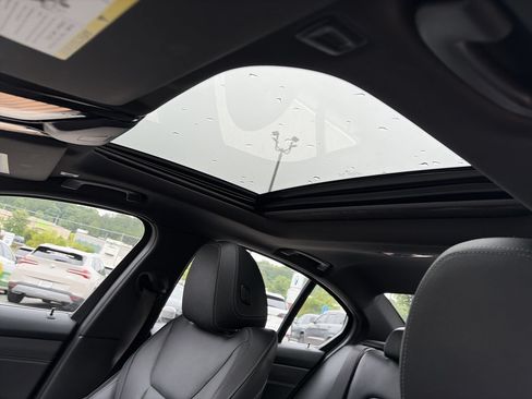 Used 2019 BMW 330i xDrive Sedan AWD/4WD image 29
