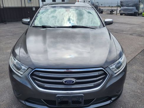 Used 2016 Ford Taurus Limited FWD image 3