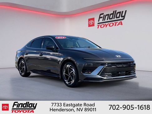 Used 2024 Hyundai Sonata SEL w/ Convenience Package FWD image 4