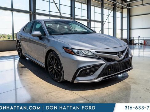 Used 2024 Toyota Camry XSE FWD image 30