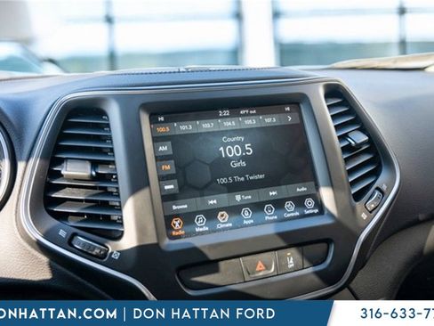 Used 2022 Jeep Cherokee Latitude Lux image 9