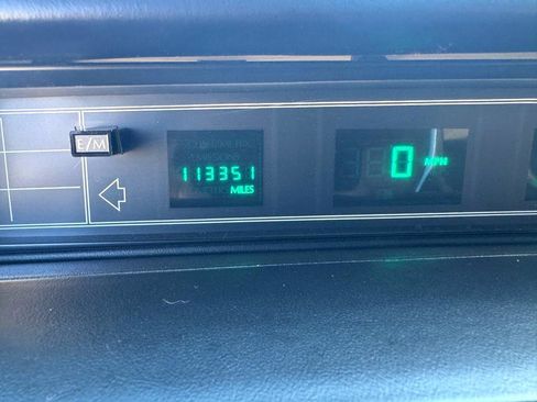 Used 1993 Cadillac Fleetwood image 14