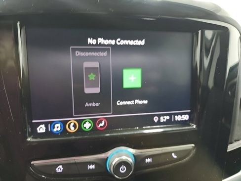 Used 2021 Chevrolet Traverse LS image 5