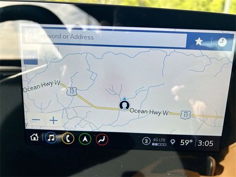 Used 2021 Chevrolet Corvette Stingray w/ Z51 Performance Package image 22