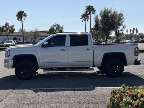 Used 2018 GMC Sierra 1500 SLT w/ Enhanced Driver Alert Package RWD image 5
