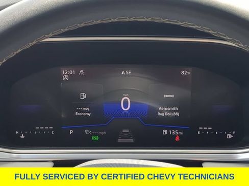 Used 2025 Volkswagen Taos SE AWD/4WD image 29