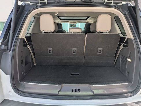 Certified 2024 Lincoln Navigator Reserve AWD/4WD image 14