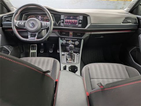 Used 2019 Volkswagen Jetta GLI image 20