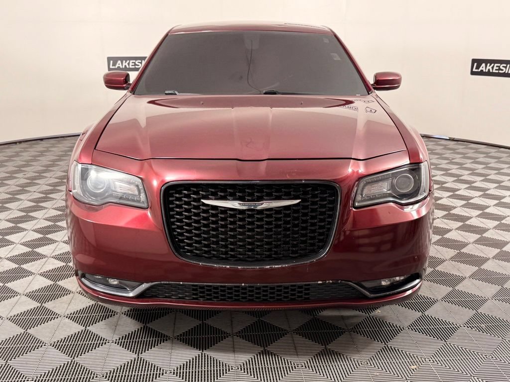 Used 2019 Chrysler 300 S AWD/4WD image 9