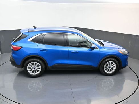 Used 2021 Ford Escape SE image 17