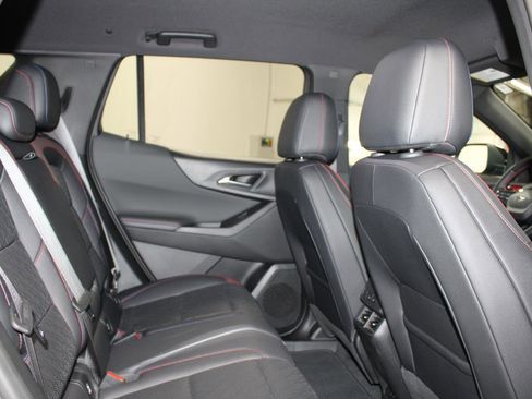 Used 2025 Chevrolet Equinox RS w/ Safety and Technology Package FWD image 20