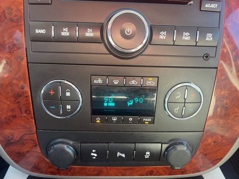 Used 2013 Chevrolet Silverado 1500 LTZ w/ LTZ Plus Package image 30