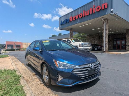 Used 2020 Hyundai Elantra SEL FWD image 1