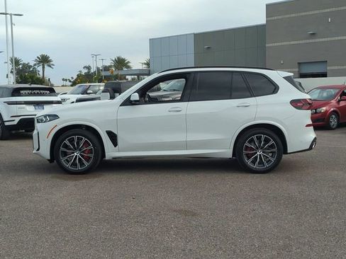 Used 2026 BMW X5 sDrive40i w/ M Sport Package image 8